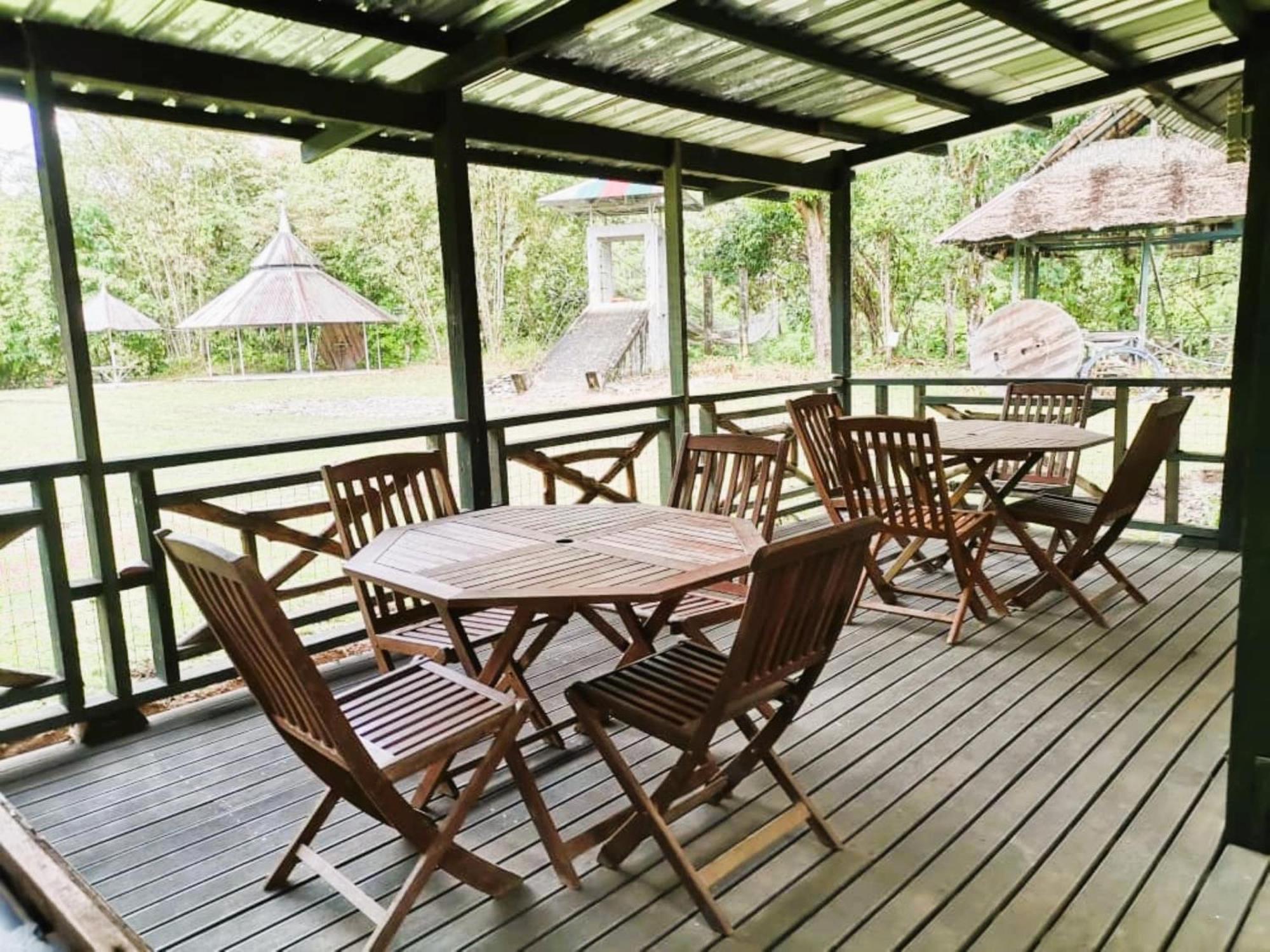 Oyo Home 90491 Flinstone Lodge 亞庇 外观 照片